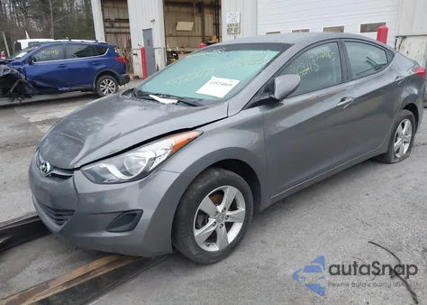 2013 Hyundai Elantra Gls z USA, uszkodzony, nr VIN 5NPDH4AE2DH347835